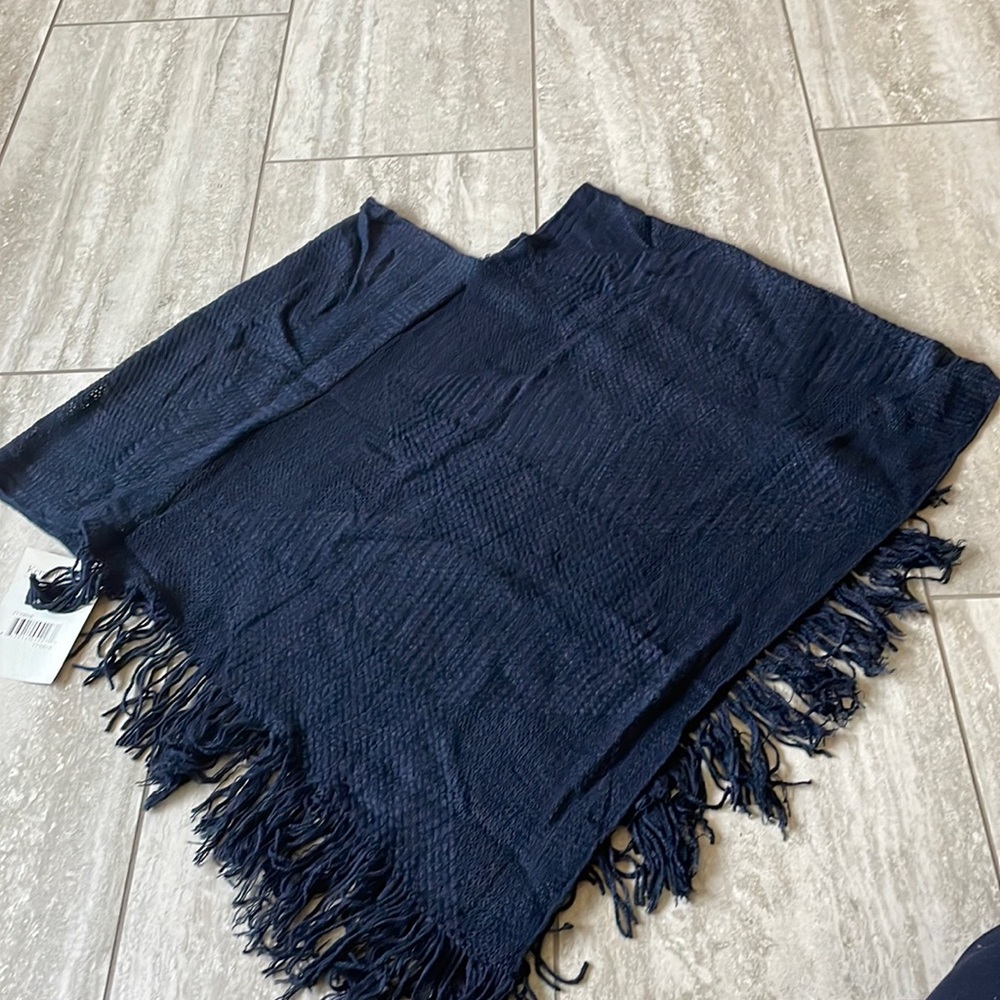 Kendall & James Knit poncho blue one size for women